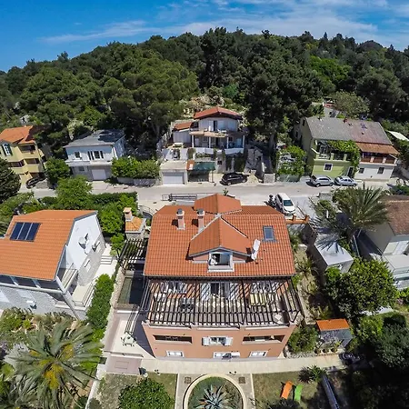 Apartment Marko Mali Losinj